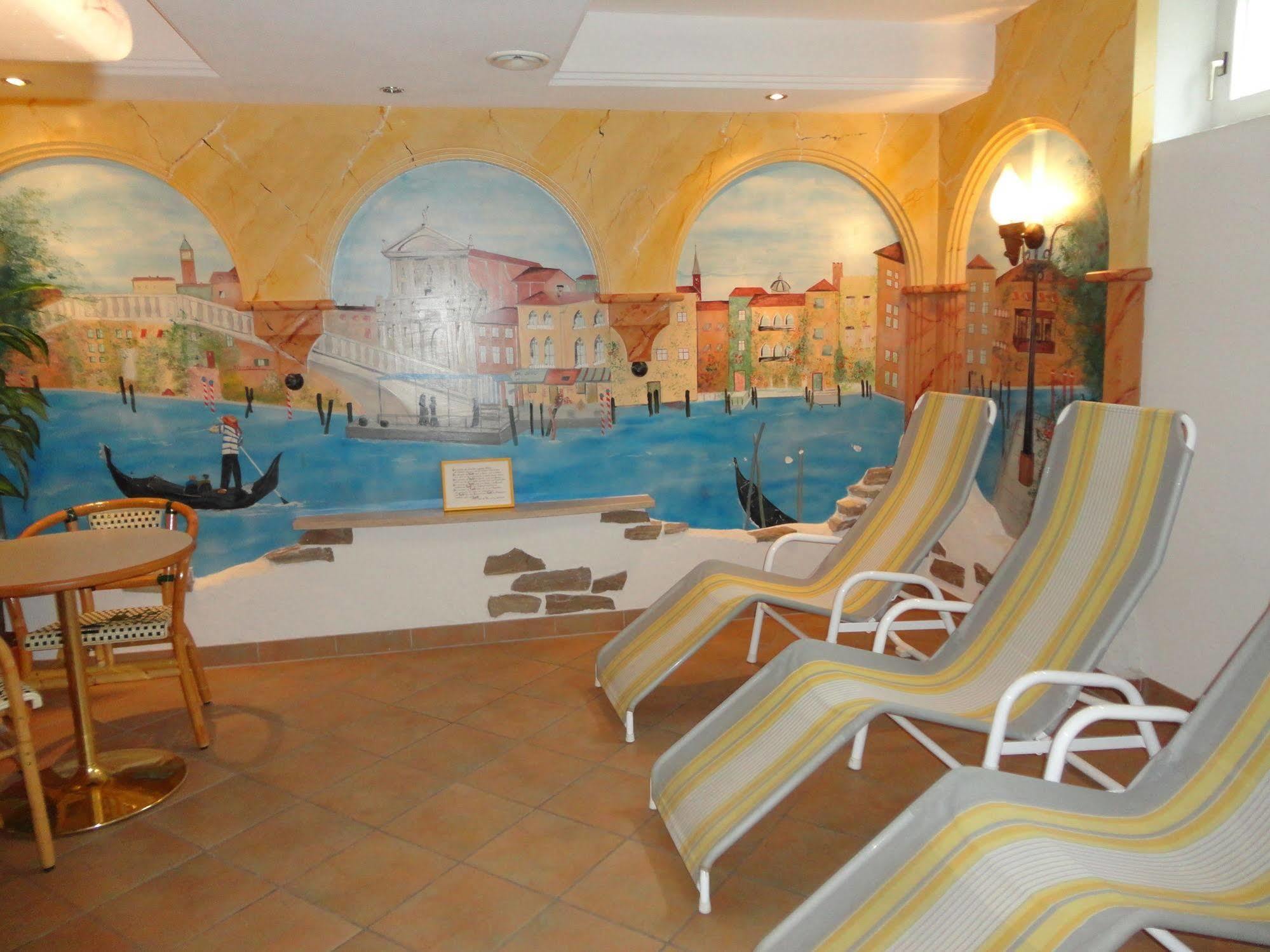Komfort-Hotel Stockinger Ansfelden Buitenkant foto