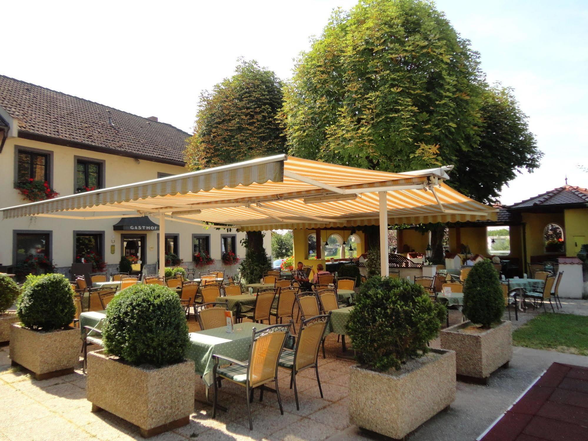 Komfort-Hotel Stockinger Ansfelden Buitenkant foto